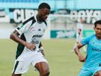 sleman-kalah-dari-persela.jpg