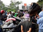 tabrakan-di-cimandeng-bogor_20170710_195802.jpg