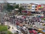 tangkapan-layar-video-kerusuhan-di-kendari-sulawesi-tenggara.jpg