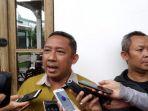 wakil-wali-kota-bandung-yana-mulyana-kiri.jpg