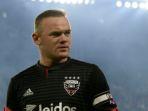 wayne-rooney-saat-memperkuat-dc-united.jpg