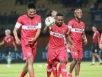 zah-rahan-krangar-bersama-rekan-rekannya-di-madura-united.jpg